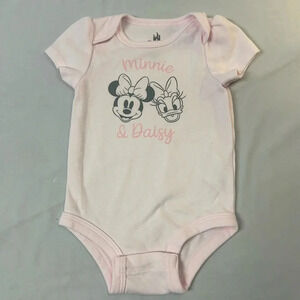 Disney - Minnie and Daisy - NWOT - short sleeve newborn onesie. Size 6 m…